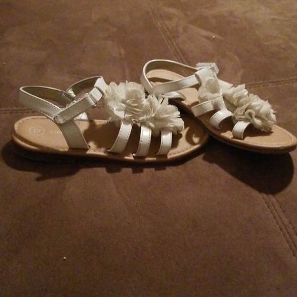 Sandals - Picture 3 of 3